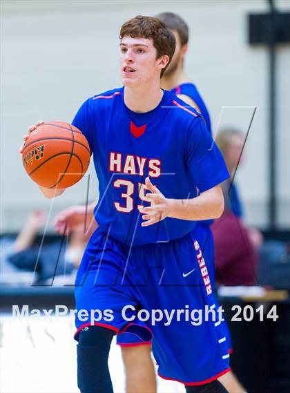 Thumbnail 2 in Hays vs. Miller (UIL 4A Regional Semifinal) photogallery.