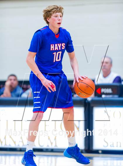 Thumbnail 3 in Hays vs. Miller (UIL 4A Regional Semifinal) photogallery.