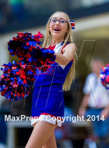 Thumbnail 3 in Hays vs. Miller (UIL 4A Regional Semifinal) photogallery.