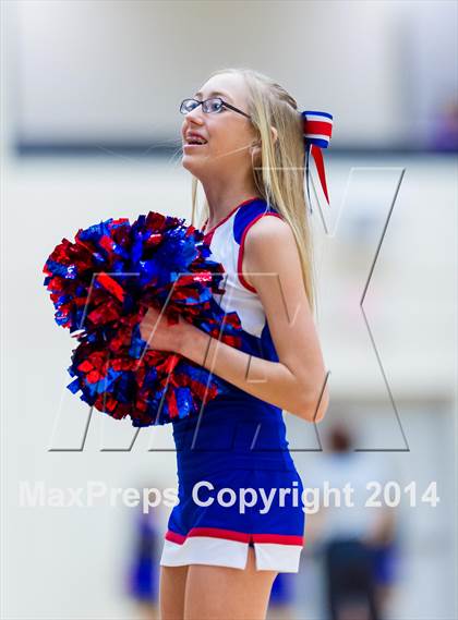 Thumbnail 3 in Hays vs. Miller (UIL 4A Regional Semifinal) photogallery.