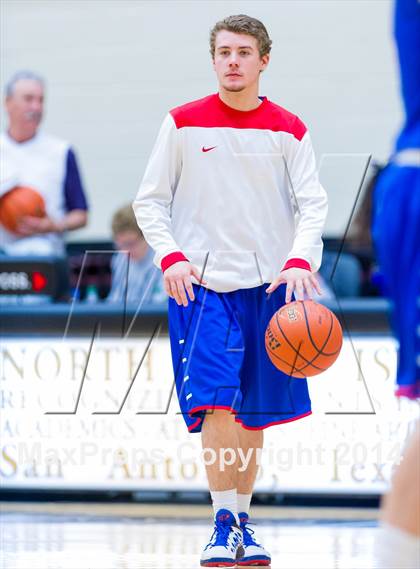 Thumbnail 3 in Hays vs. Miller (UIL 4A Regional Semifinal) photogallery.