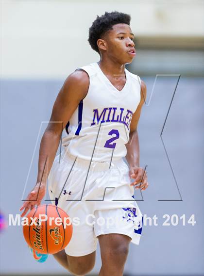Thumbnail 2 in Hays vs. Miller (UIL 4A Regional Semifinal) photogallery.