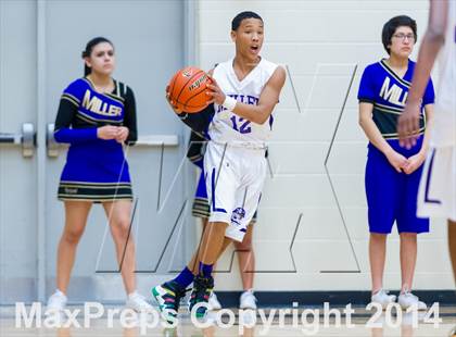 Thumbnail 1 in Hays vs. Miller (UIL 4A Regional Semifinal) photogallery.