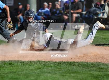 Thumbnail 1 in Lutheran vs. University (CHSAA 3A Semifinal) photogallery.