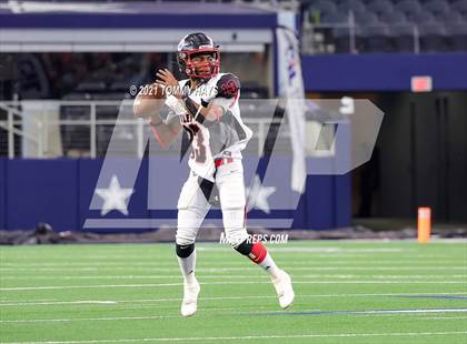 Thumbnail 1 in Motley County vs. Strawn (UIL Football 6-Man 1A D2 Finals) photogallery.
