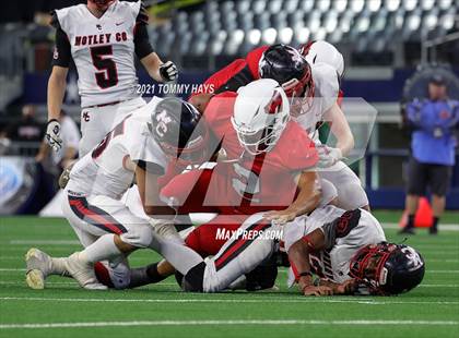 Thumbnail 1 in Motley County vs. Strawn (UIL Football 6-Man 1A D2 Finals) photogallery.