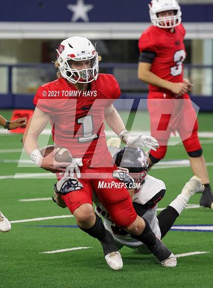 Thumbnail 1 in Motley County vs. Strawn (UIL Football 6-Man 1A D2 Finals) photogallery.