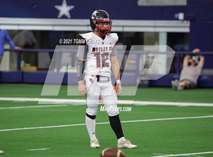 Thumbnail 2 in Motley County vs. Strawn (UIL Football 6-Man 1A D2 Finals) photogallery.