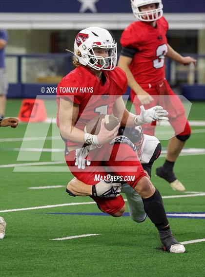 Thumbnail 3 in Motley County vs. Strawn (UIL Football 6-Man 1A D2 Finals) photogallery.