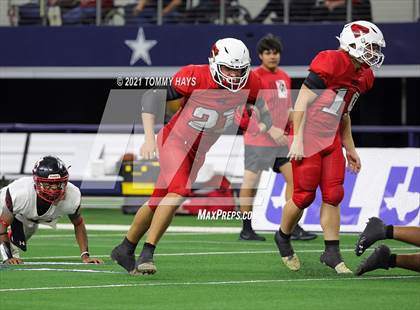 Thumbnail 1 in Motley County vs. Strawn (UIL Football 6-Man 1A D2 Finals) photogallery.