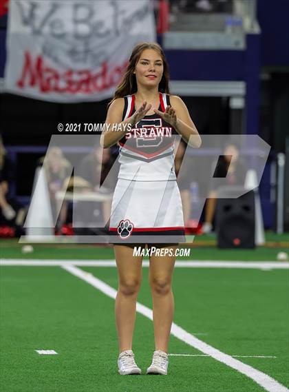 Thumbnail 2 in Motley County vs. Strawn (UIL Football 6-Man 1A D2 Finals) photogallery.
