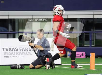 Thumbnail 3 in Motley County vs. Strawn (UIL Football 6-Man 1A D2 Finals) photogallery.