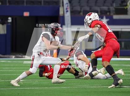 Thumbnail 1 in Motley County vs. Strawn (UIL Football 6-Man 1A D2 Finals) photogallery.