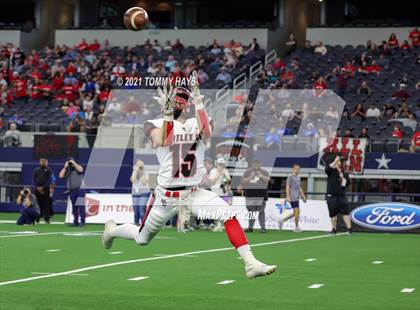 Thumbnail 2 in Motley County vs. Strawn (UIL Football 6-Man 1A D2 Finals) photogallery.