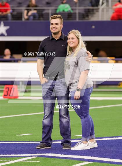 Thumbnail 2 in Motley County vs. Strawn (UIL Football 6-Man 1A D2 Finals) photogallery.