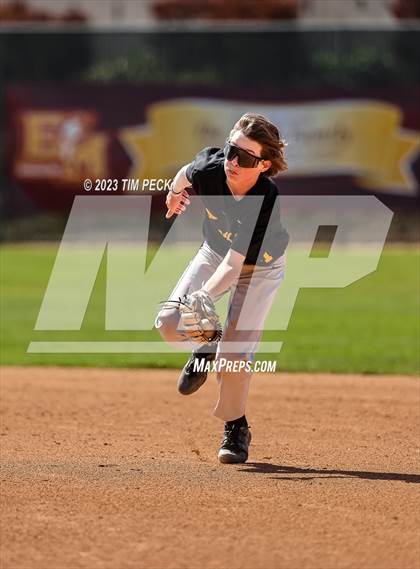 Thumbnail 3 in Foothill @ El Modena photogallery.
