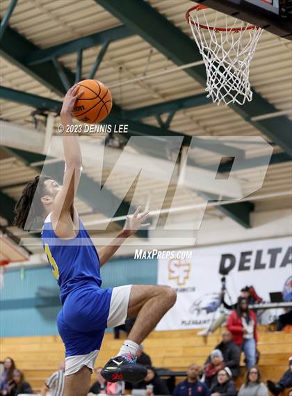 Thumbnail 3 in Benicia vs. Cosumnes Oaks (Simply Showdown) photogallery.