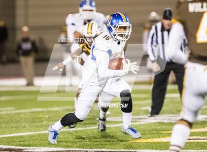 Thumbnail 2 in Serra @ Saint Francis (CIF CCS Open D2 Semifinal) photogallery.