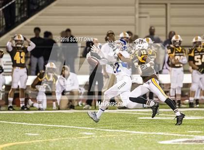 Thumbnail 3 in Serra @ Saint Francis (CIF CCS Open D2 Semifinal) photogallery.