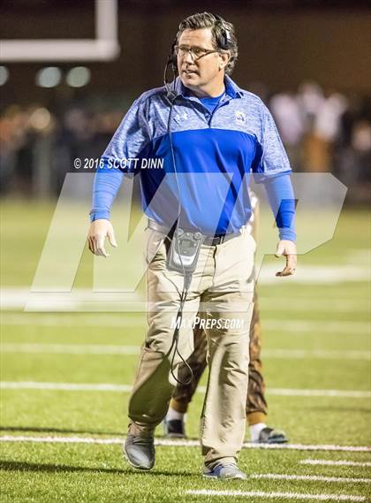 Thumbnail 3 in Serra @ Saint Francis (CIF CCS Open D2 Semifinal) photogallery.