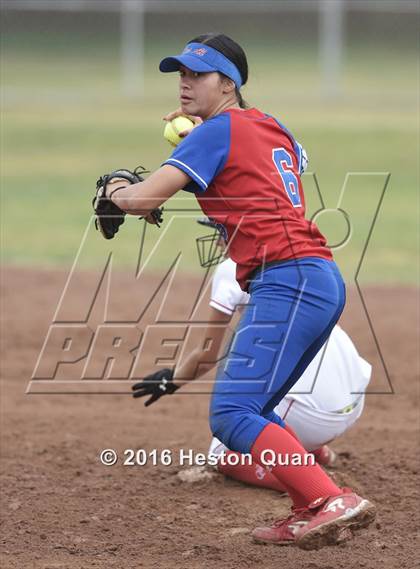 Thumbnail 1 in Mission Viejo vs. Los Alamitos (Michelle Carew Classic) photogallery.