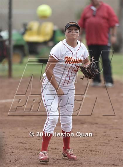 Thumbnail 3 in Mission Viejo vs. Los Alamitos (Michelle Carew Classic) photogallery.