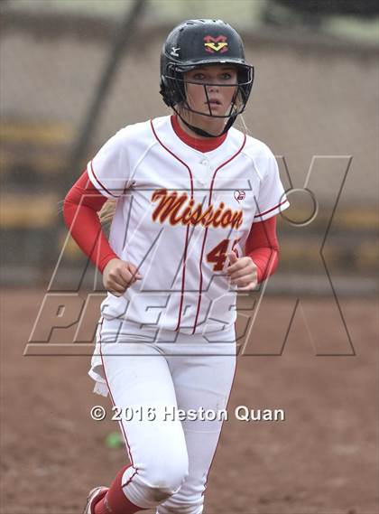 Thumbnail 3 in Mission Viejo vs. Los Alamitos (Michelle Carew Classic) photogallery.