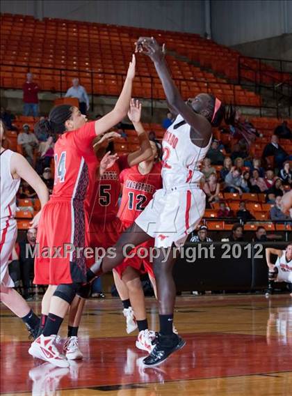 Thumbnail 1 in MacArthur vs. Coronado (5A Region 1 Semifinal) photogallery.
