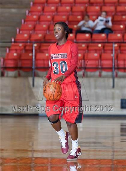 Thumbnail 3 in MacArthur vs. Coronado (5A Region 1 Semifinal) photogallery.