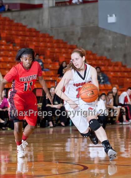 Thumbnail 1 in MacArthur vs. Coronado (5A Region 1 Semifinal) photogallery.