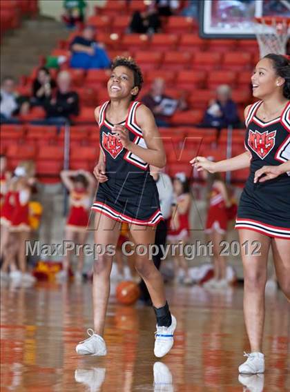 Thumbnail 2 in MacArthur vs. Coronado (5A Region 1 Semifinal) photogallery.