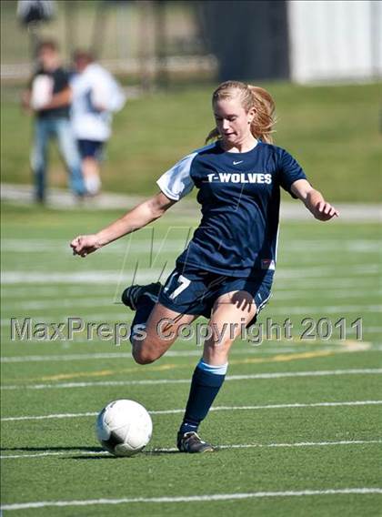Thumbnail 2 in Timpanogos vs Snow Canyon (4A Semifinal) photogallery.