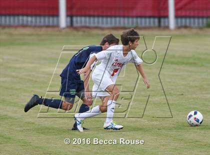 Thumbnail 3 in Charlotte Catholic vs Weddington photogallery.