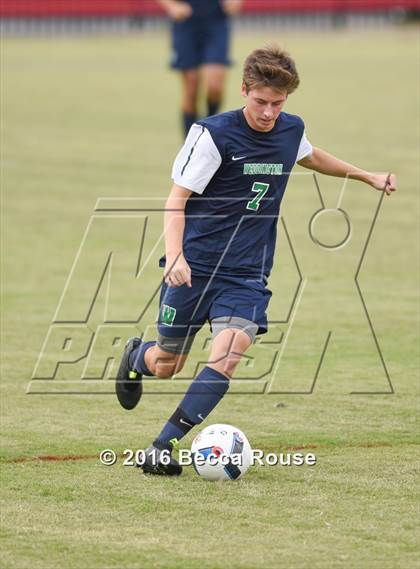 Thumbnail 3 in Charlotte Catholic vs Weddington photogallery.