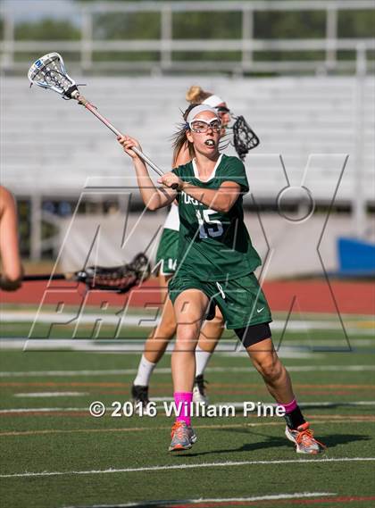 Thumbnail 2 in Yorktown vs Minisink Valley (NYSPHSAA Class B Regional Semifinal) photogallery.
