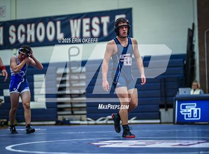 Thumbnail 1 in Hauppauge @ Smithtown West photogallery.