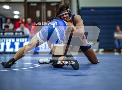 Thumbnail 1 in Hauppauge @ Smithtown West photogallery.