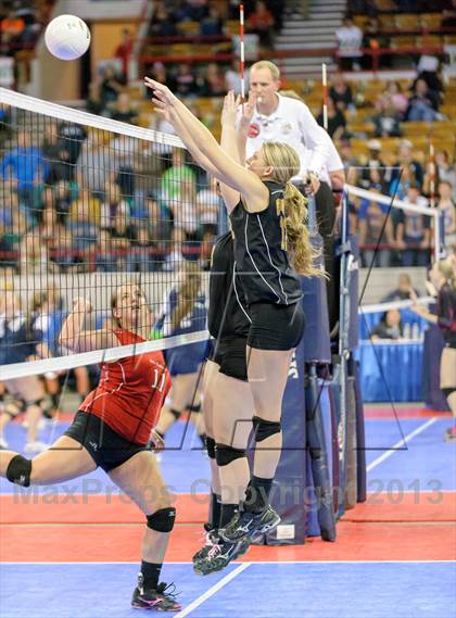 Thumbnail 2 in Caliche vs. Otis (CHSAA 1A Semifinals) photogallery.