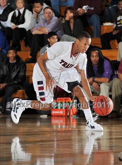 Thumbnail 3 in Cherokee Trail vs. Lincoln (Highlands Ranch 2011 Tip Off Tourney) photogallery.