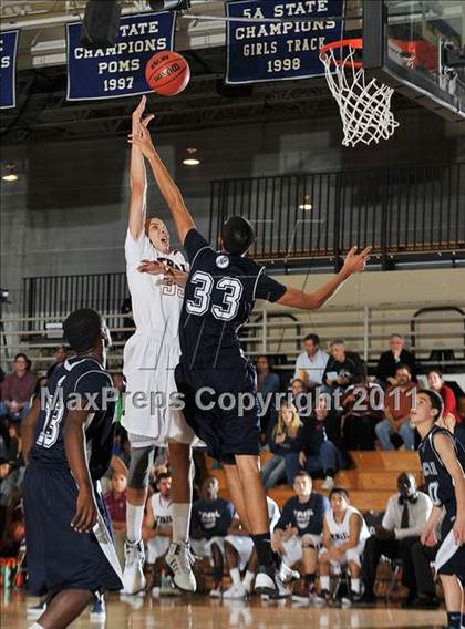 Thumbnail 3 in Cherokee Trail vs. Lincoln (Highlands Ranch 2011 Tip Off Tourney) photogallery.