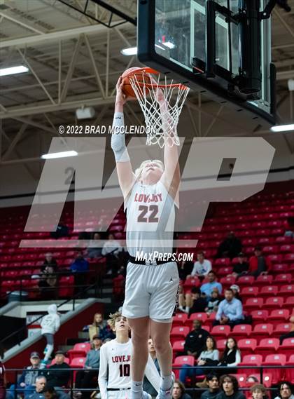 Thumbnail 2 in Sherman vs Lovejoy photogallery.