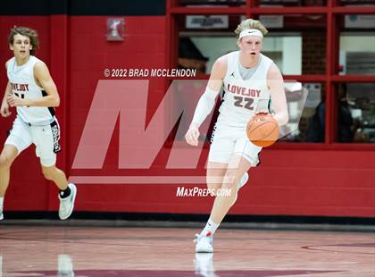 Thumbnail 2 in Sherman vs Lovejoy photogallery.