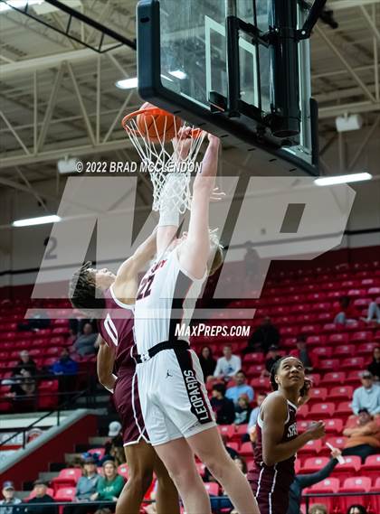 Thumbnail 3 in Sherman vs Lovejoy photogallery.