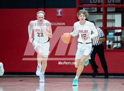 Thumbnail 3 in Sherman vs Lovejoy photogallery.