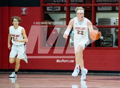 Thumbnail 1 in Sherman vs Lovejoy photogallery.