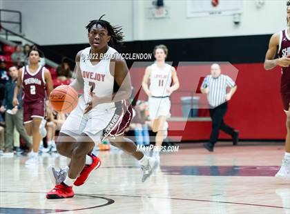 Thumbnail 3 in Sherman vs Lovejoy photogallery.