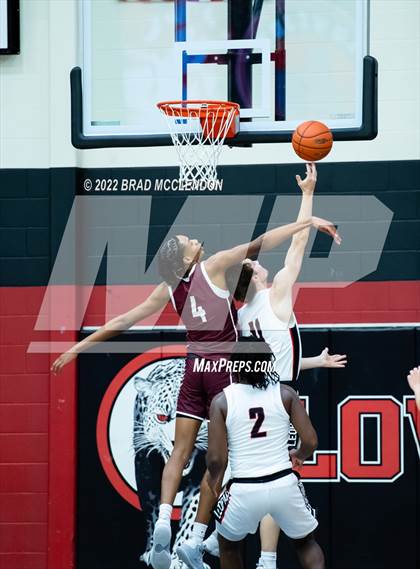 Thumbnail 2 in Sherman vs Lovejoy photogallery.