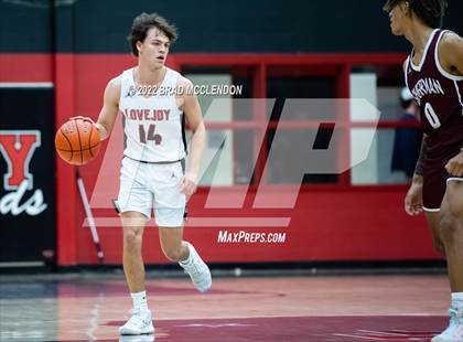 Thumbnail 1 in Sherman vs Lovejoy photogallery.