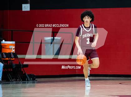 Thumbnail 2 in Sherman vs Lovejoy photogallery.