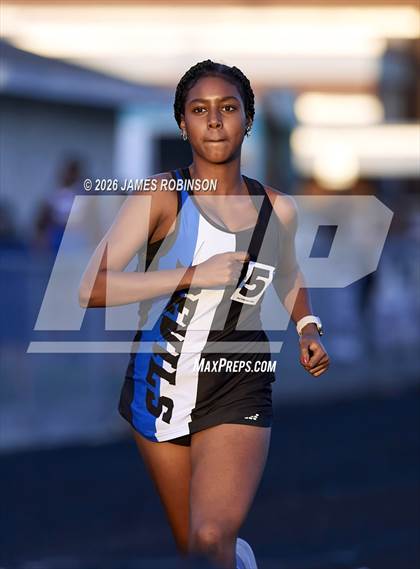 Thumbnail 2 in Stanton Invitational (800m) photogallery.